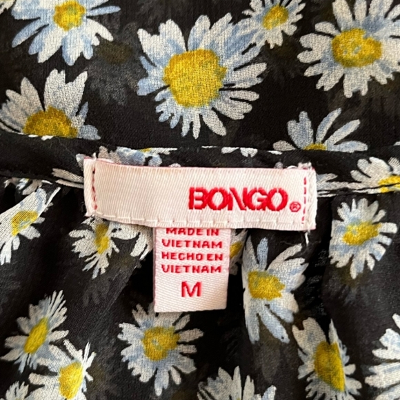 BONGO Cold Shoulder Blouse Sz M - Picture 6 of 6